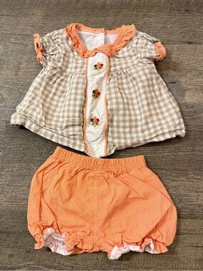 Stitchy Fish Thanksgiving Smock Set